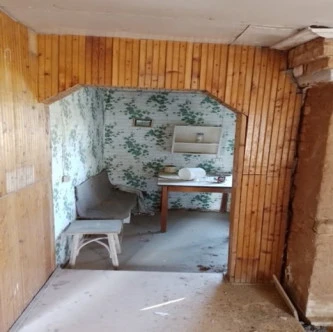 Аукцион по продаже нежилого помещения, площадью 19,9 кв. м, расположенного по адресу: Вологодская область, р-н. Устюженский, д. Крестцы, ул. Центральная, д. 43